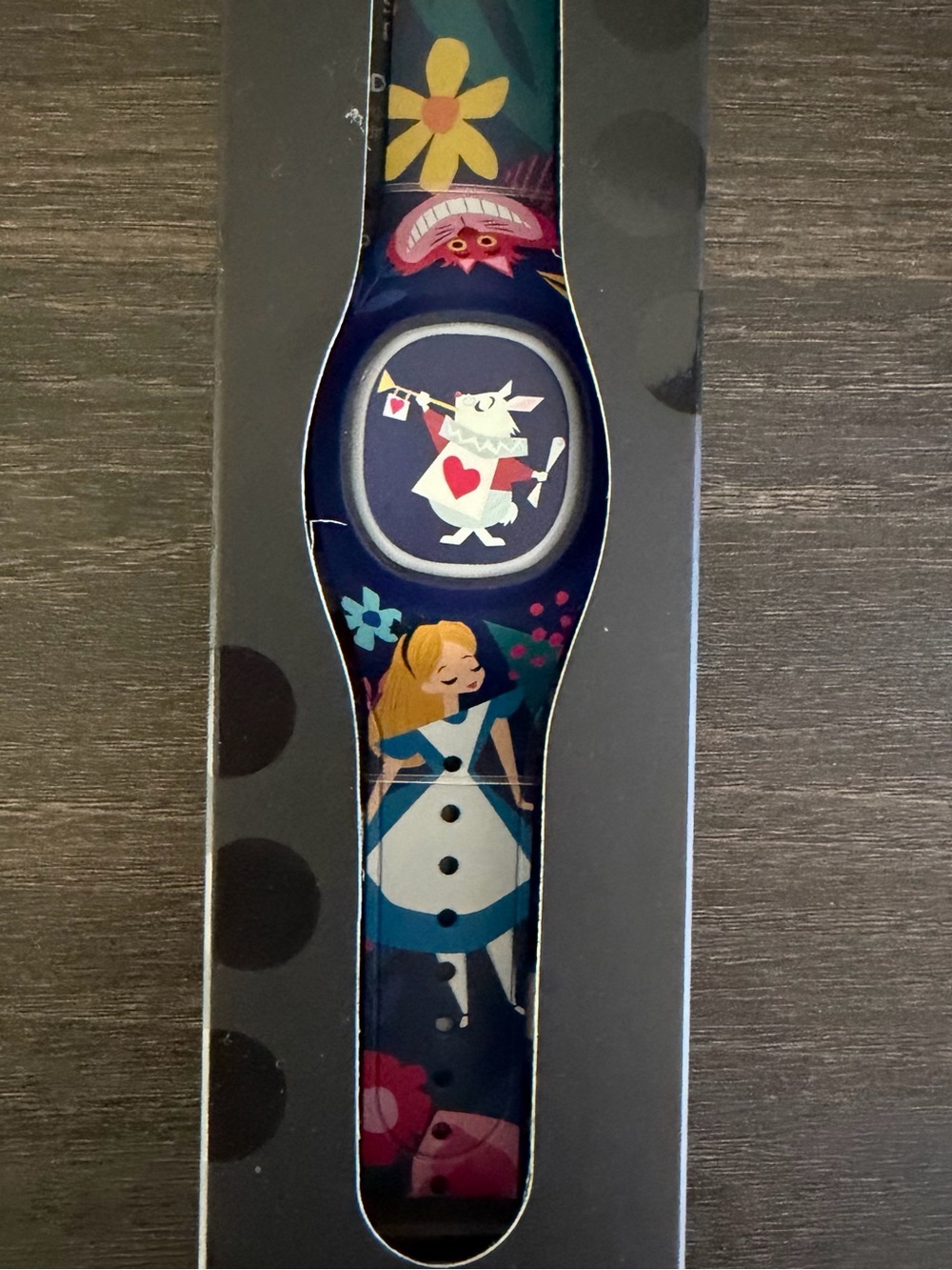 Disney Parks Alice In Wonderland White Rabbit Magicband+ Magic‎ Band Plus NEW